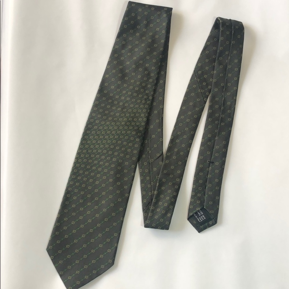 Gucci silk tie